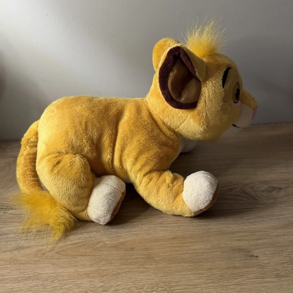 Disney Store Simba Lion King Pouncing Plush Toy Doll Yellow‎ Safari Collectible